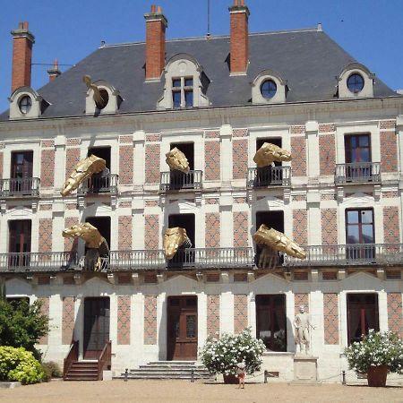 La Loire Et Ses Chateaux_2Courbouzon  エクステリア 写真